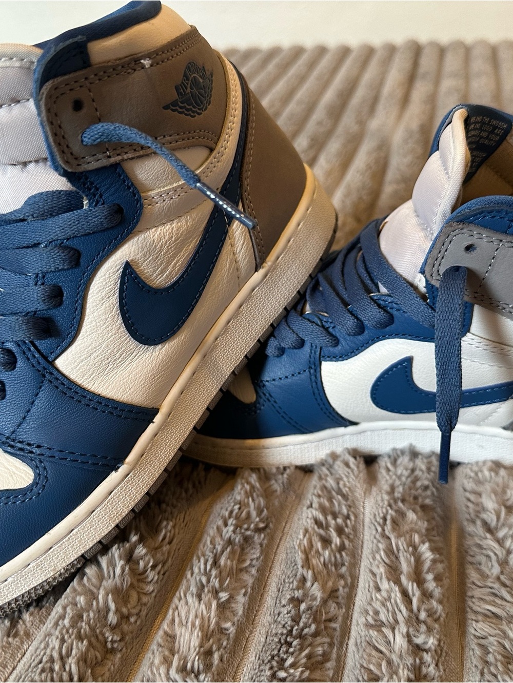 Nike Kids High-Top Sneakers in Blue and White
